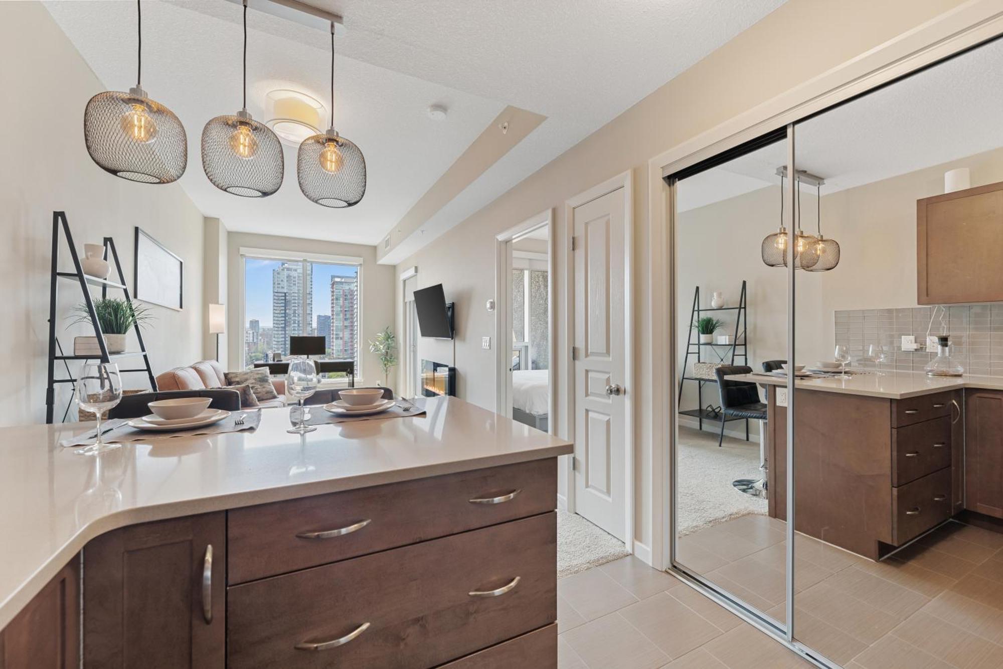 Heart Of Downtown Calgary Spacious Luxury Condo With Stunning Views And Premium Amenities YYC Exterior foto